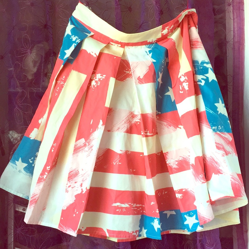 Artsy American flag print full skirt